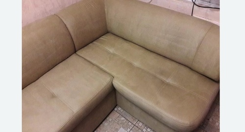 Чистка дивана на дому. Каховская